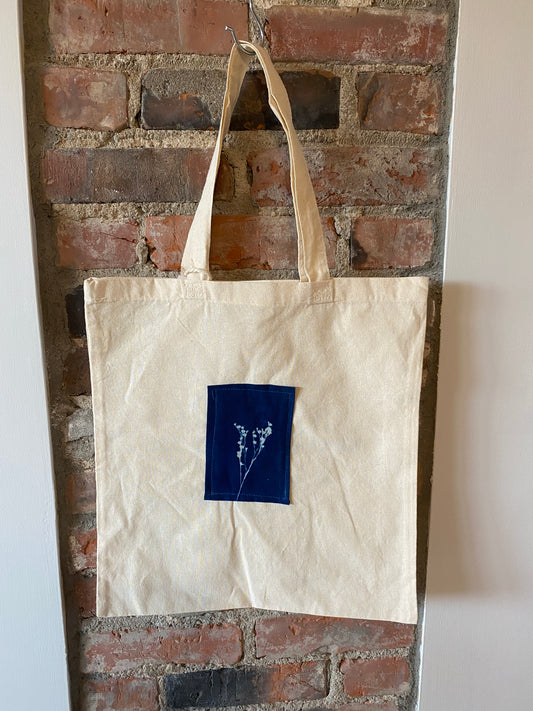 "Dainty Flower" Medium Canvas Tote Bag